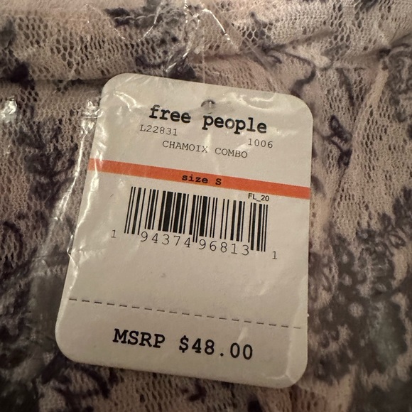 NWT Free People Layered in Lace Leggings - Picture 4 of 6